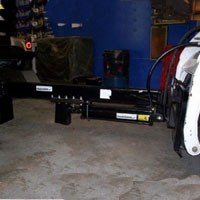 30 Ton Upside Down Skid Steer with 32” Opening