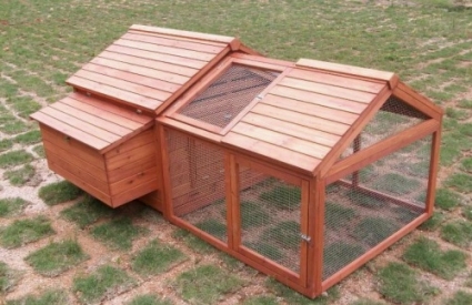 Backyard Chicken Coop House with Triple Run