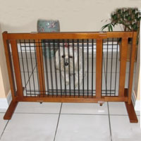 High Quality Small Wood-Wire 21 Inch Freestanding Pet Gates