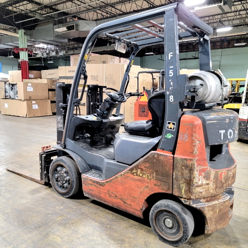 2 2014 Toyota 6000 Pound BUDGET LPG Forklift We will ship-TRUCKERSSTILLTRUCKING 