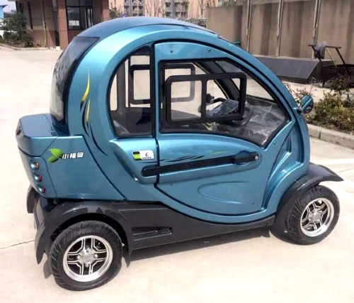 Q Pod 1000 Watt 4 Wheel Electric Mobility Moped Scooter